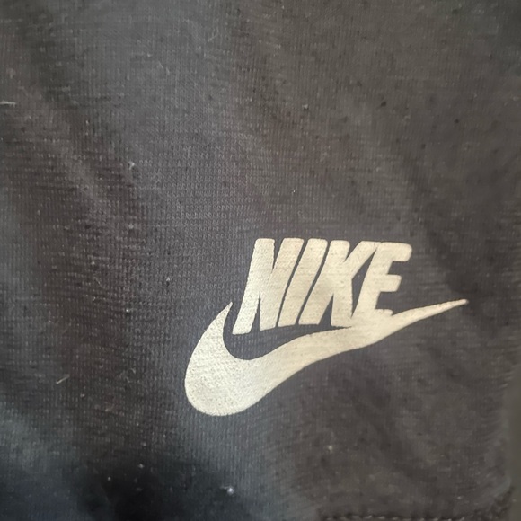 🔥3 for $15🔥 Long sleeve NIKE long sleeve shirt - Picture 3 of 4